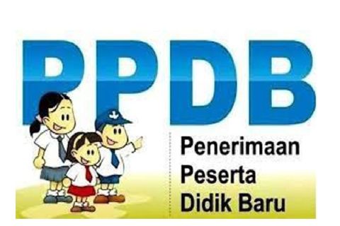 Hari Pertama PPDB SMP Negeri di Pekanbaru Didaftar 8.600 Orang