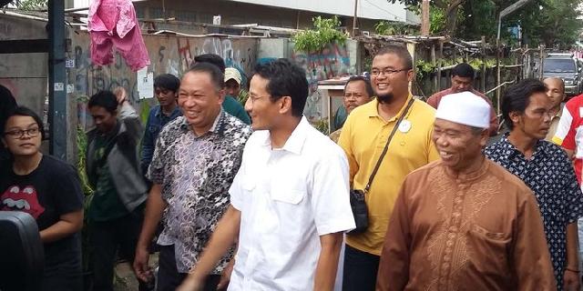 Jika jadi gubernur Jakarta, Sandiaga naikkan honor RT/RW
