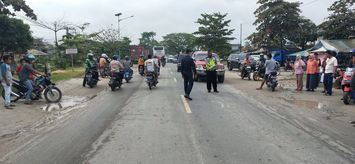 Polisi Masih Cari Pengendara Mobil Box yang Tabrak Lari Mahasiswa di Pekanbaru 