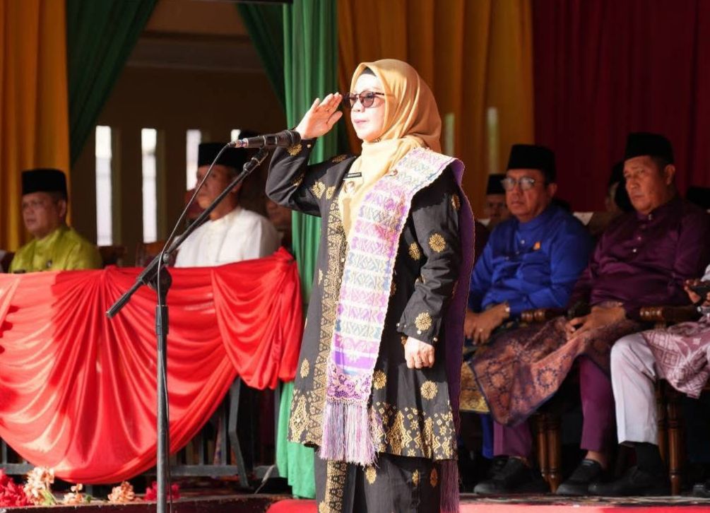 Wabup Misharti Pimpin Upacara Hari Jadi ke-68 Provinsi Riau di Kampar