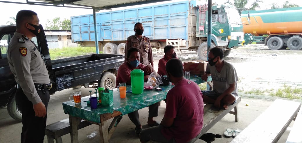 Polsek Langgam Lakukan Patroli C3 dan Sosialisasi Antisipasi Penyebaran Covid-19