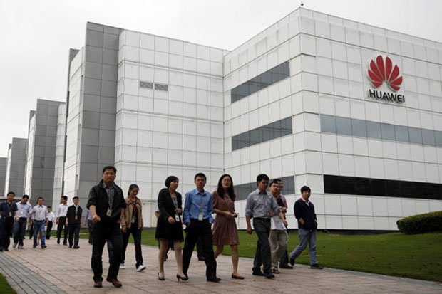 Bakal Lahir Smartphone dengan Tiga Kamera Belakang 40 Megapiksel