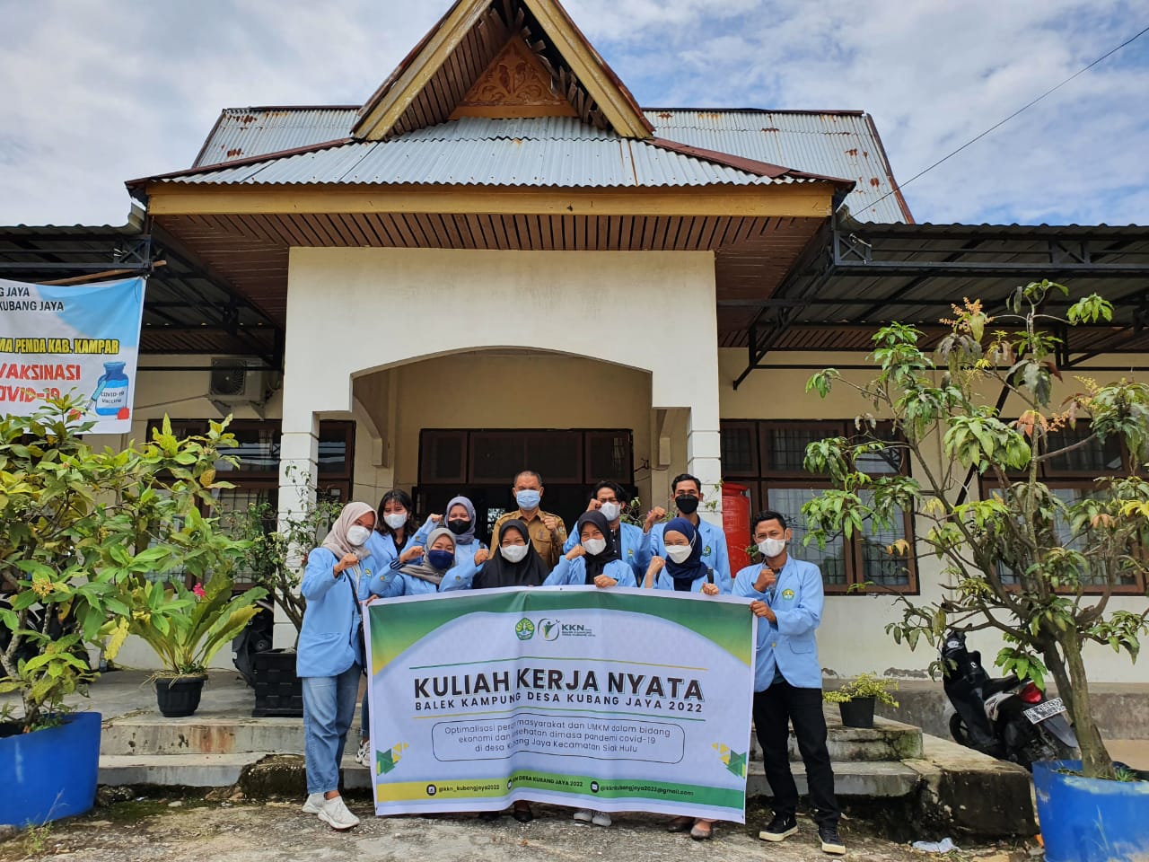 Mahasiswa KKN Unri Abdikan Diri Tingkatkan UMKM di Desa Kubang Jaya