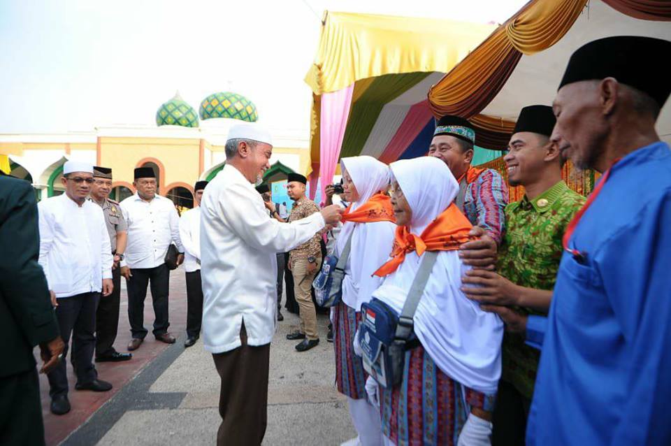 Wakil Bupati Lepas Keberangkatan 81 Orang Jemaah Haji Meranti
