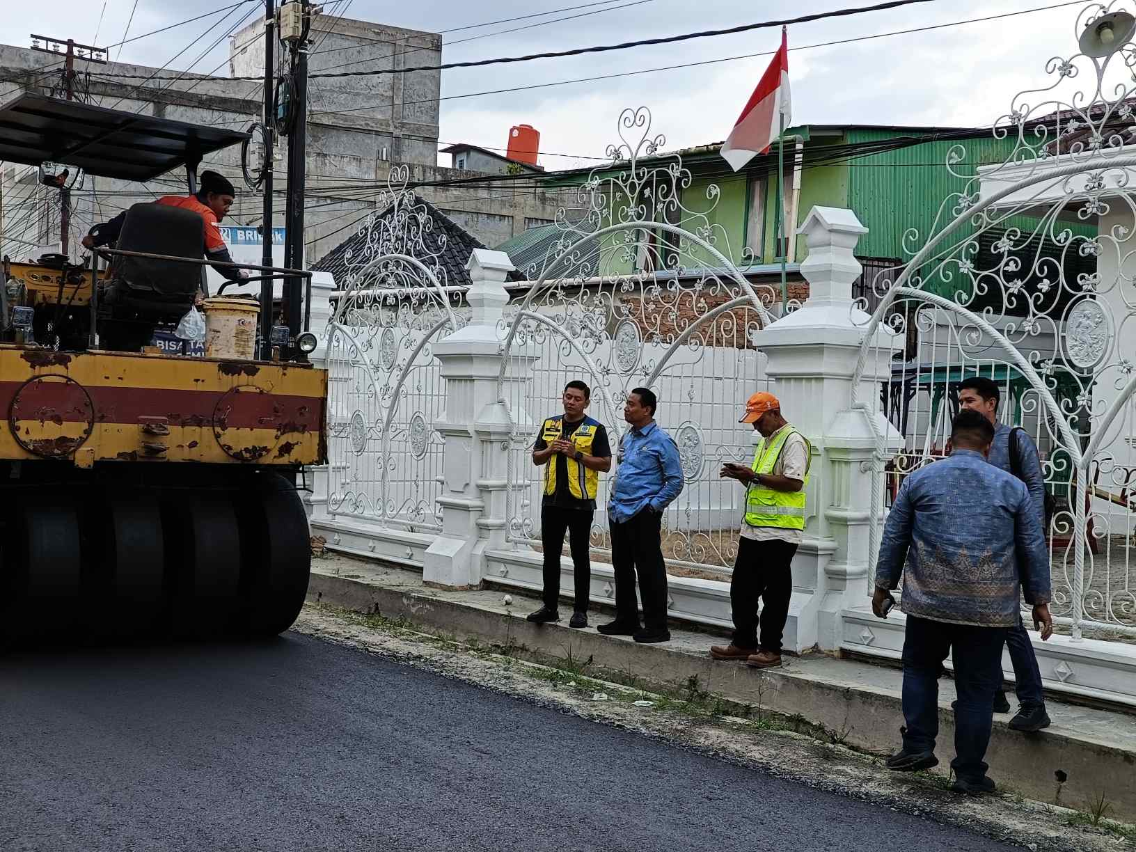 Tinjau Pengaspalan Jalan Tamtama, Wawako Pekanbaru Pastikan 21 Ruas Sudah Dioverlay
