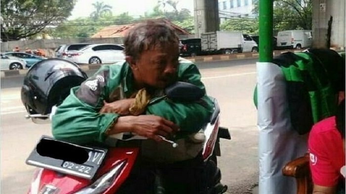 Kasihan, Dibayarnya Cuma 6 Ribu, Bapak Tua Ojek Online Ini Harus Kehilangan Pekerjaannya