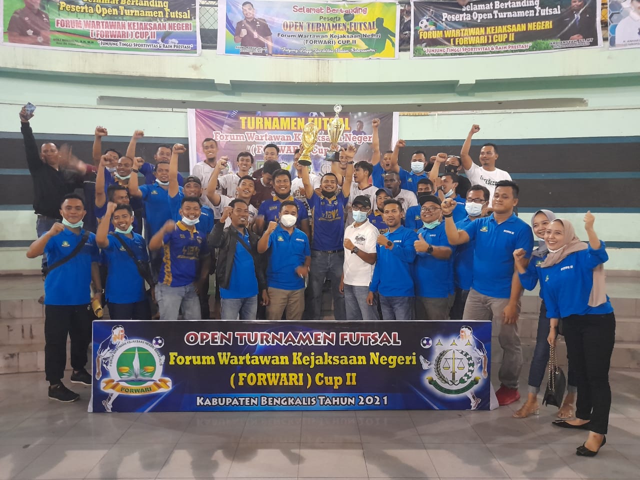 Menang Telak, Khalis A Juara Open Turnament Futsal Forwari Cup II Bengkalis 2021 