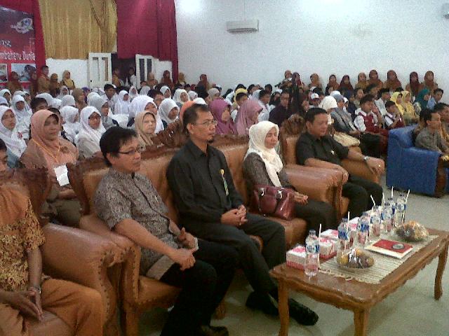 1.271 Siswa Ikuti Olimpiade Fisika 9 FKIP UR