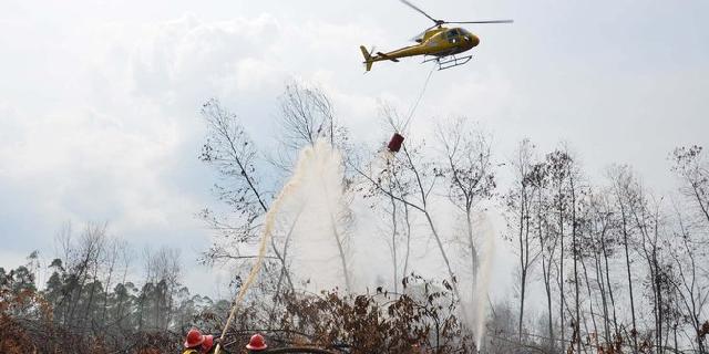 Ini Dia Helikopter Pembasmi Karlahut Di Riau