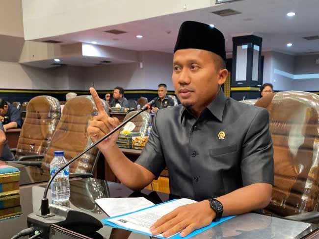 DPRD Pekanbaru Minta Kadiskes Serius dengan Jabatannya