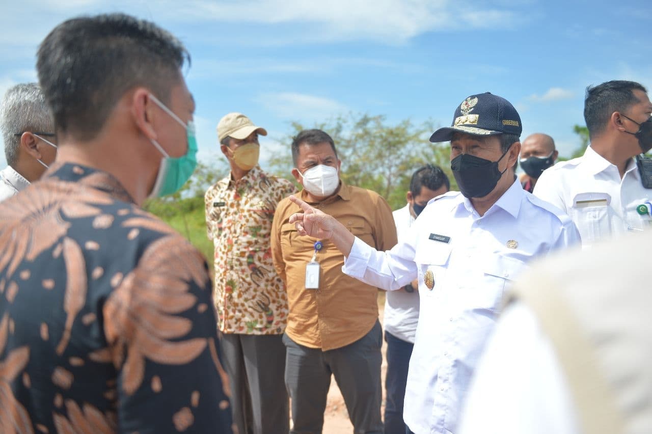 Gubernur Riau Tinjau Perbaikan Jalan Provinsi Pekaitan-Kubu