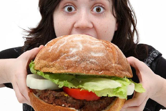 Kapan jam yang paling tepat untuk makan ?