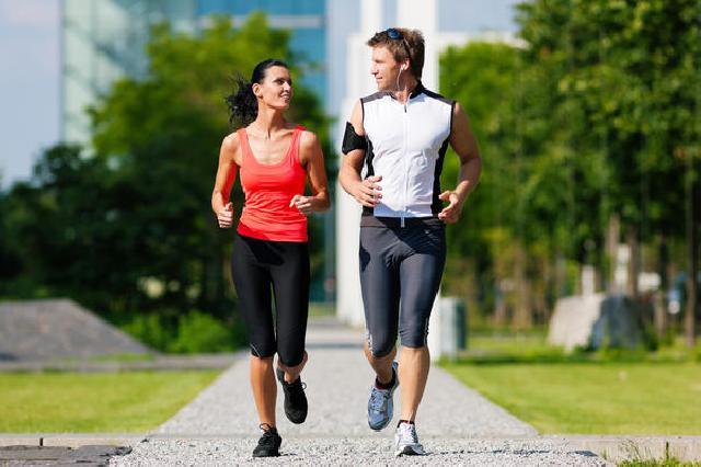 Berbagai aktivitas outdoor untuk mengendalikan keseimbangan lemak tubuh
