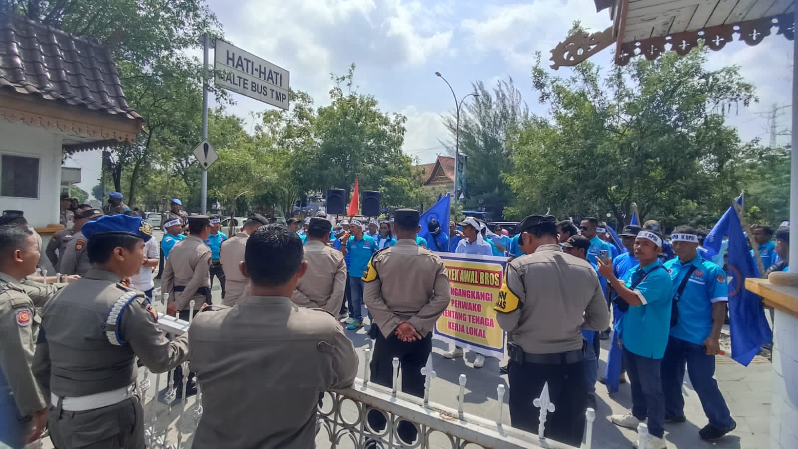 Pemko Pekanbaru Dituntut Prioritaskan Tenaga Kerja Lokal dalam Proyek Pembangunan