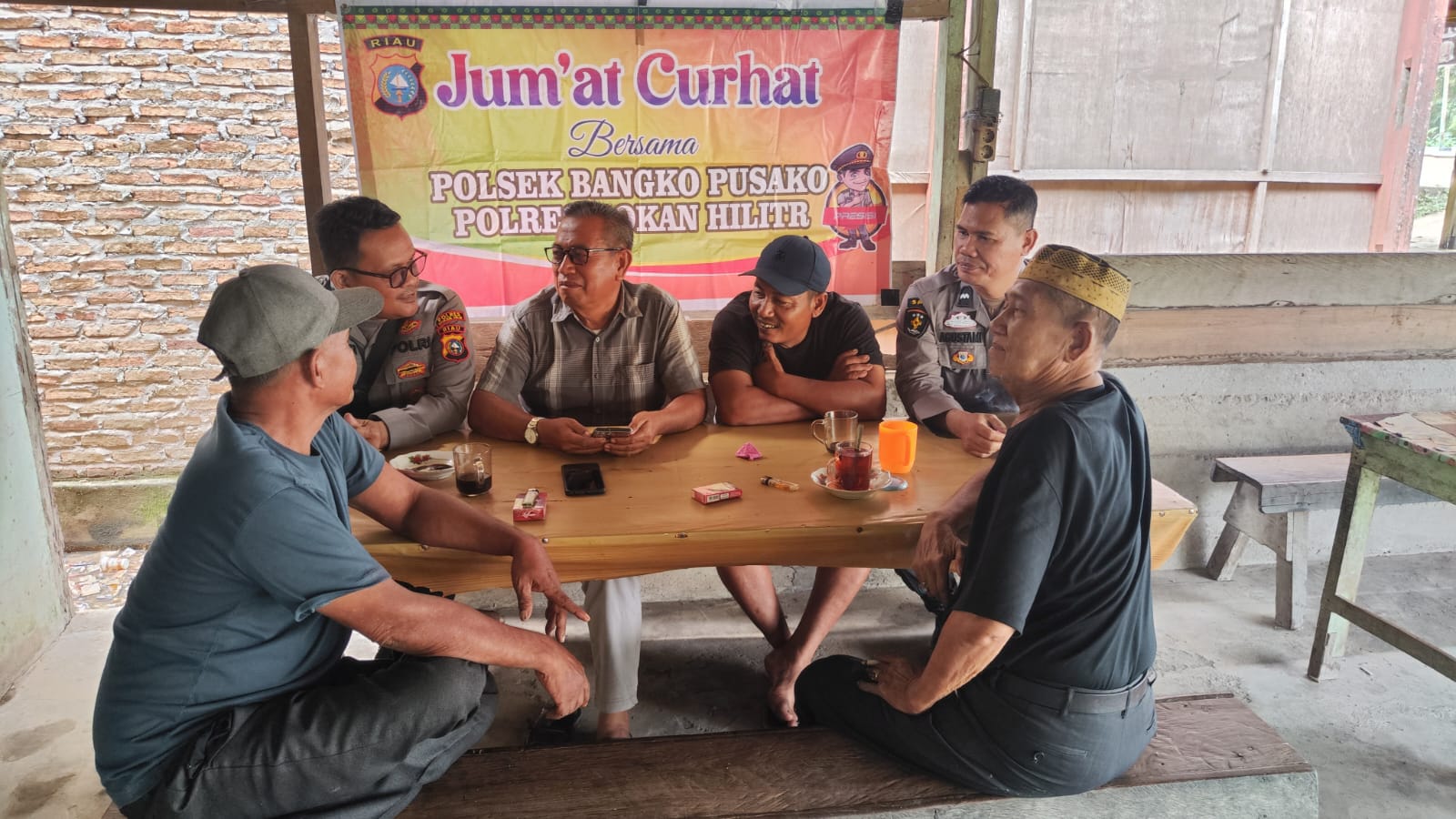 Lewat Jumat Curhat, Polsek Bangko Pusako Tampung Aspirasi dan Pesan Kamtibmas Warga