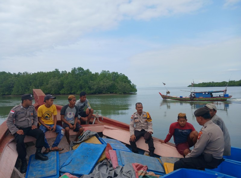 Cooling System, Polsek Rupat Utara Ajak Nelayan Sukseskan Pemilu Damai 2024