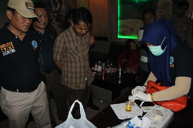 Dini Hari tadi Polda Riau Obrak-abrik Tempat Hiburan di Pekanbaru