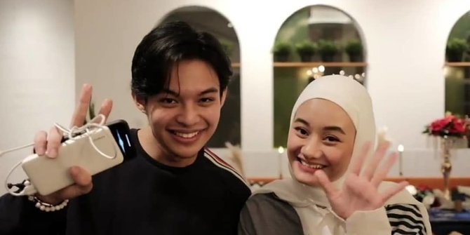 Potret Kemesraannya dengan Dinda Hauw Dicibir, Ini Jawaban Menohok Rey Mbayang