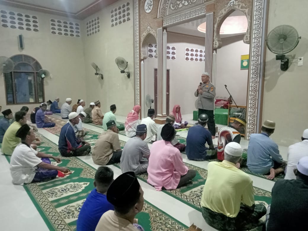 Subuh Keliling, Kapolsek Sungai Batang Sampaikan Pemilu Damai di Masjid Darur Rahman Inhil