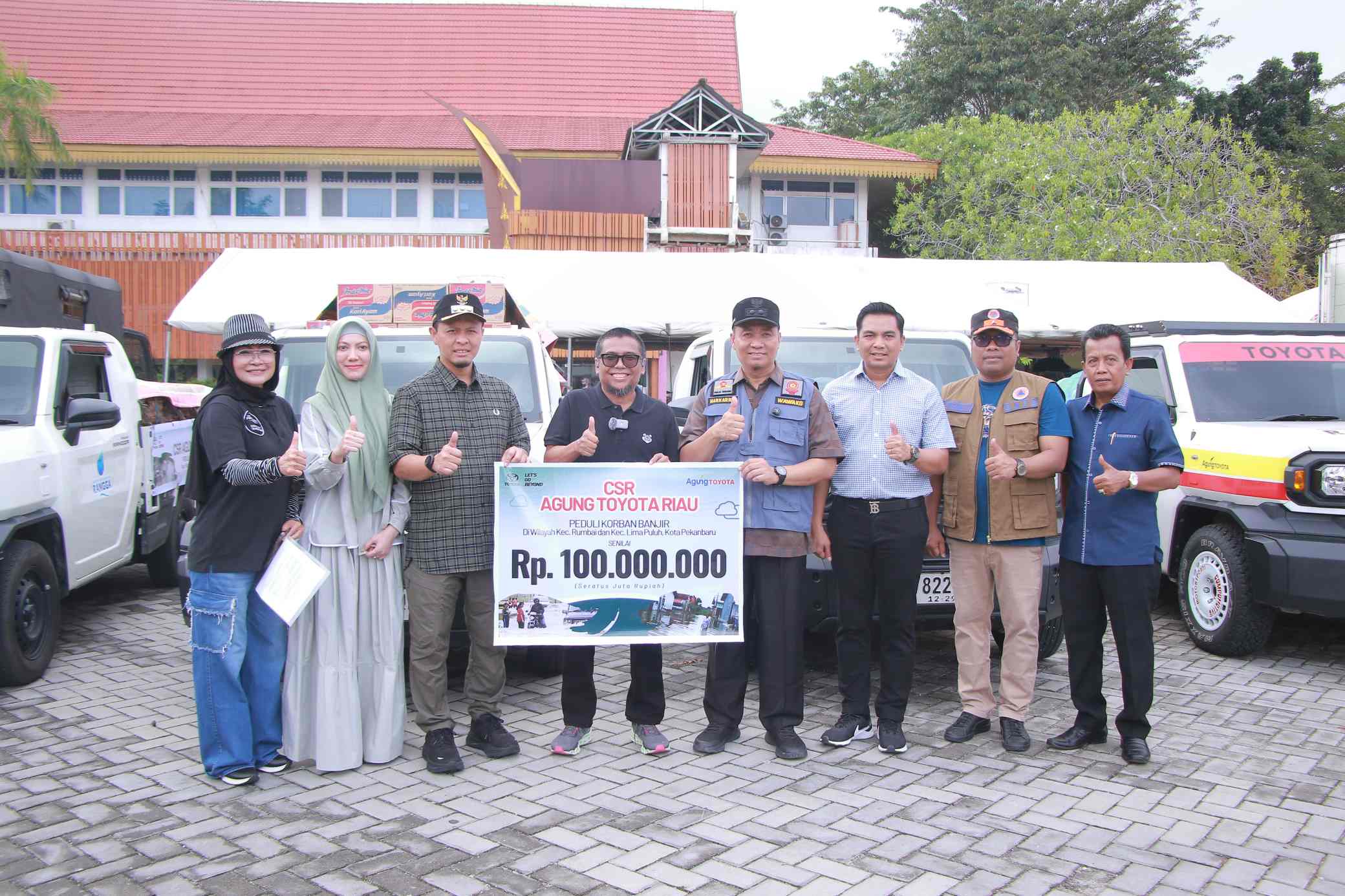 Dukung Penanganan Banjir, Pemko Pekanbaru Terima CSR Agung Toyota Senilai Rp100 Juta