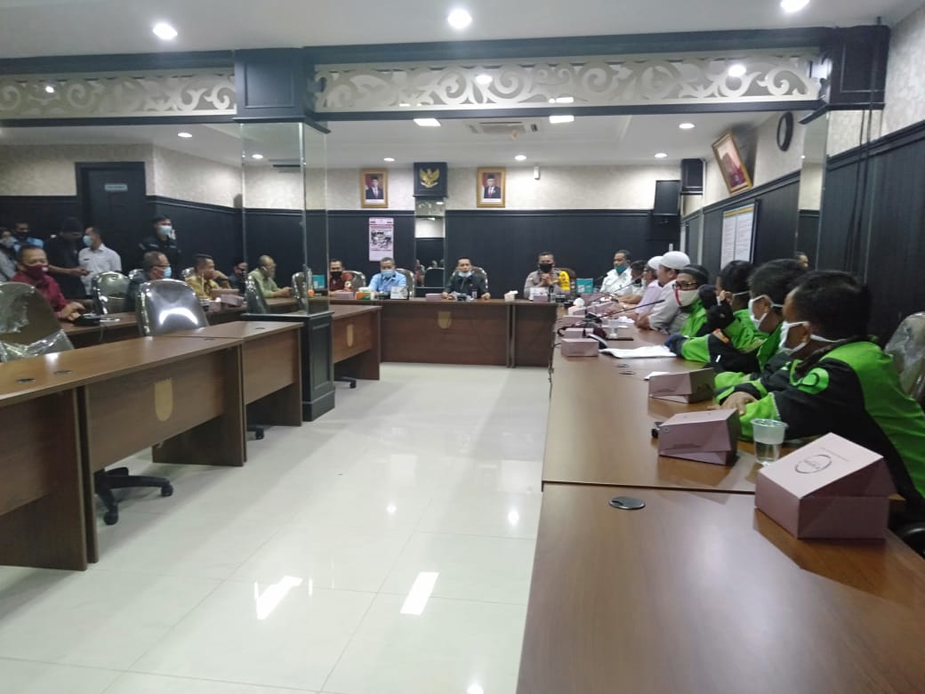 Berikut Alasan Manajemen Gojek Tak Hadiri Rapat Dengar Pendapat Bersama DPRD Pekanbaru