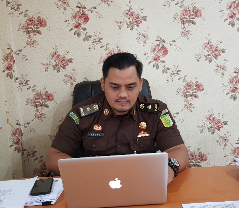 Berkas Mantan Lurah Tirta Siak Belum Lengkap