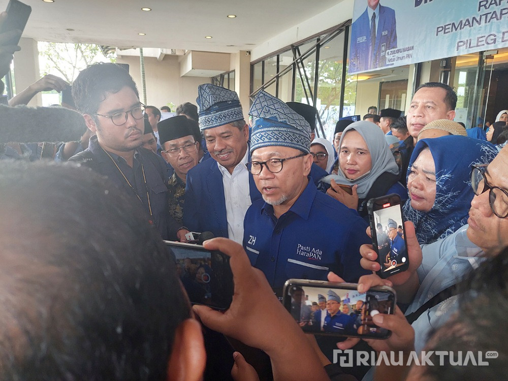 Zulkifli Hasan: Caleg PAN Harus Kerja, Jangan Malas-Malasan, Apalagi Sampai Pergi ke Dukun