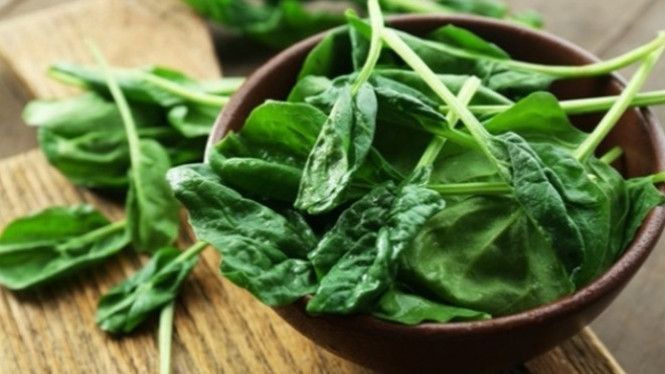 Siapa Sangka, Bayam Ternyata Bisa Obati Stroke Secara Alami