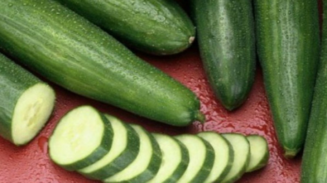 Ini Tips Hilangkan Bau Mulut dengan Mentimun