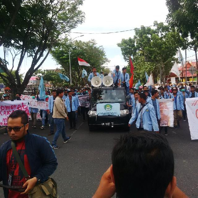 BEM se Riau Tuntut Perwira Polda Riau yang Kongkow dengan Bos PT APSL Dicopot