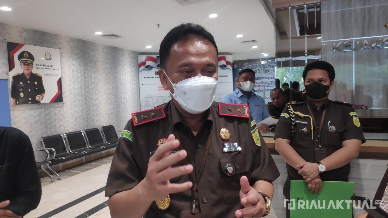 Kajati Riau Bantah Bagi-Bagi Proyek APBD