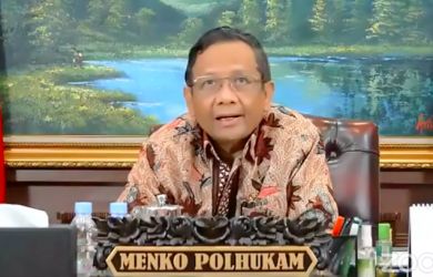 Mahfud MD Cerita SBY Menangis di Pesawat