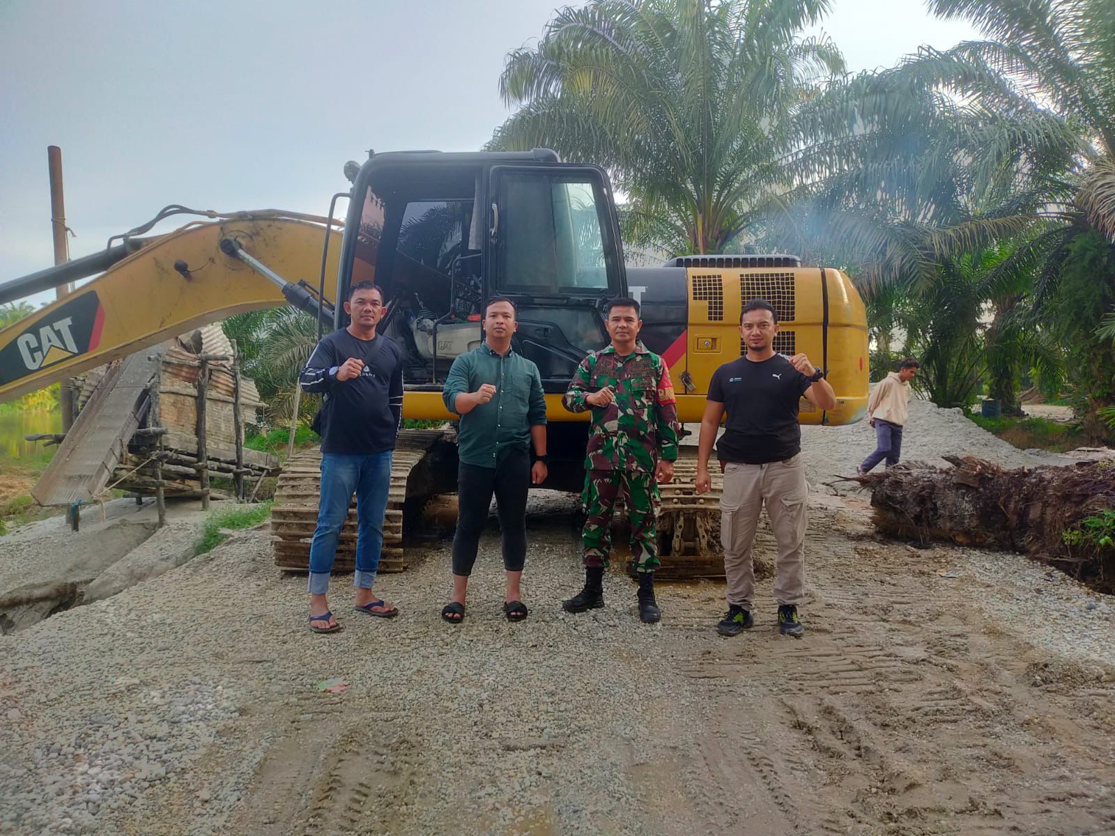 Polres Kampar dan Inhil Tangkap Pemodal dan Operator Alat Berat Terkait Illegal Mining