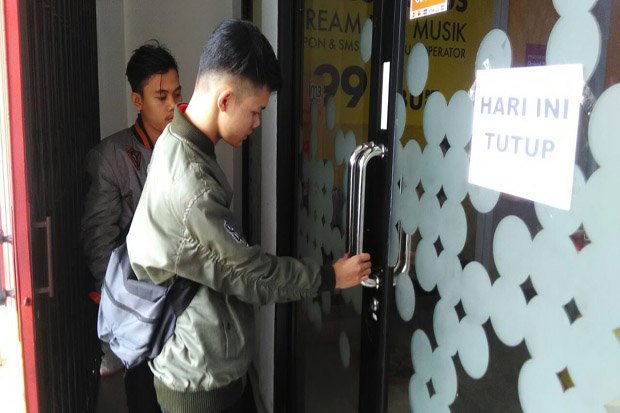 Perampok Gasak Gerai Ponsel, Rp500 Juta Ambles