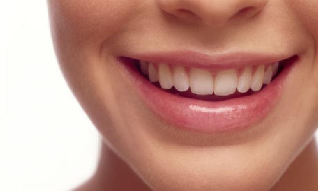 Cara Merawat Gigi agar Tak Kompikasi