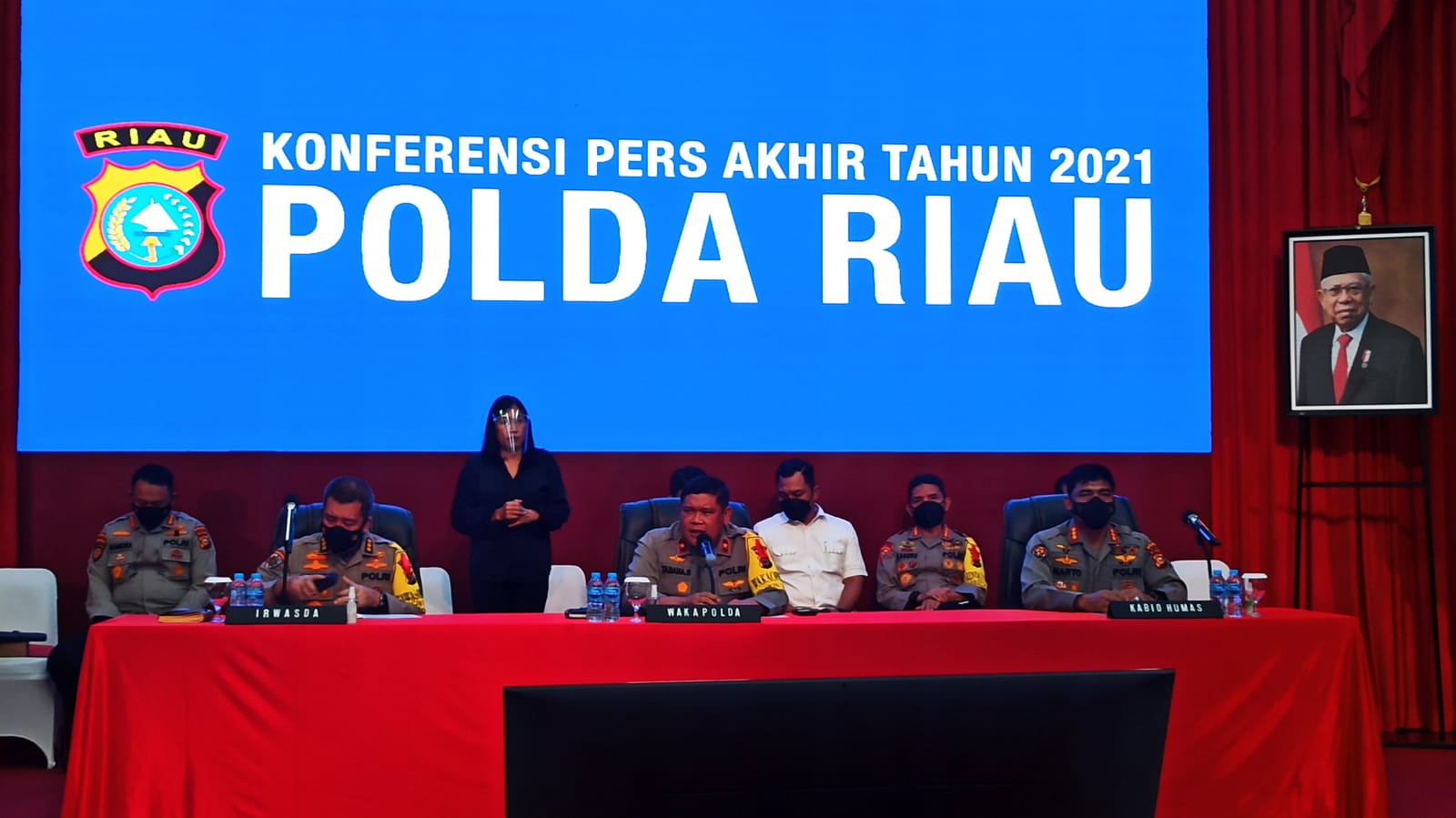 Polda Riau Pecat 35 Personil Tidak Profesional