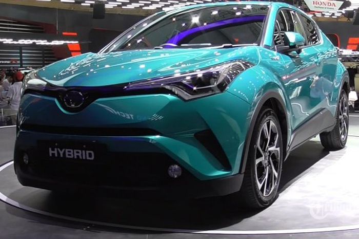 Belum Launching, Toyota C-HR Sudah Bisa Dipesan, Berapa ya Harganya?
