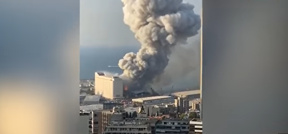 Video Ledakan Besar di Beirut, Para Pemimpin Dunia Berduka