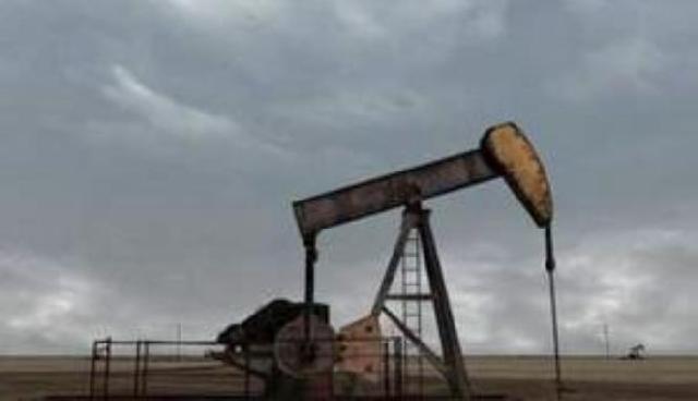 Minyak Mentah Kembali Merosot di Bawah US$50 per Barel