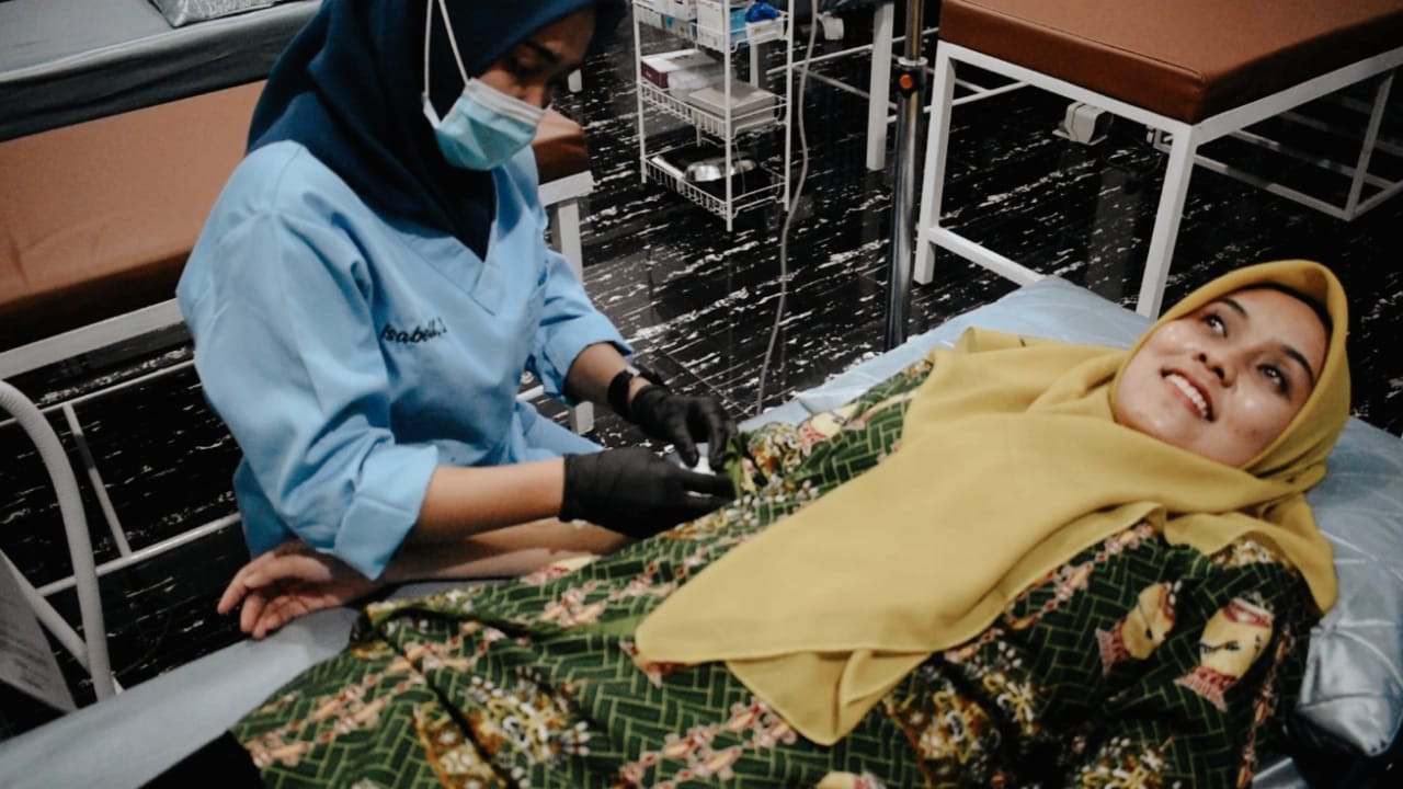 Puteri Ekowisata Indonesia Perwakilan Riau Endang Sri Rezki Percayakan Perawatannya ke Klinik Isabells Beauty Treatment