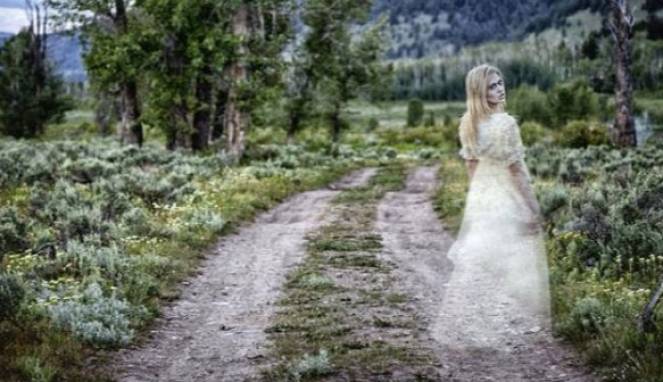 Kisah Hantu Cantik yang Kerap Menggoda Pengemudi