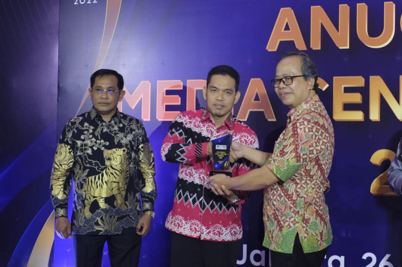 Gubernur Riau Apresiasi Media Center Riau Raih Penghargaan dari Kementerian Kominfo