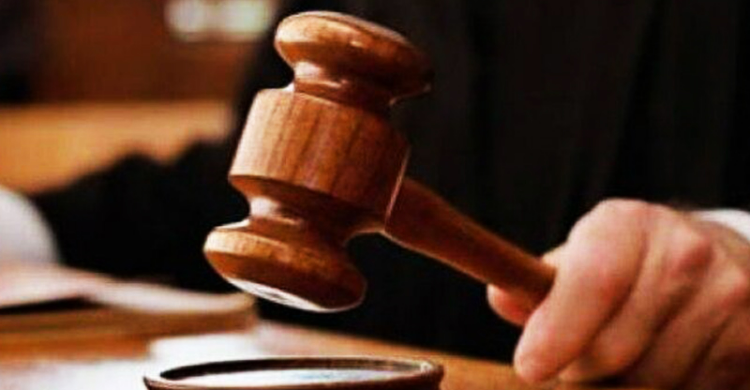 Karena Salah Taro Sepatu, Istri Digugat Suami