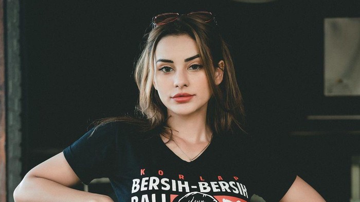 Ada yang Tuding Nora Alexandra Gila Popularitas