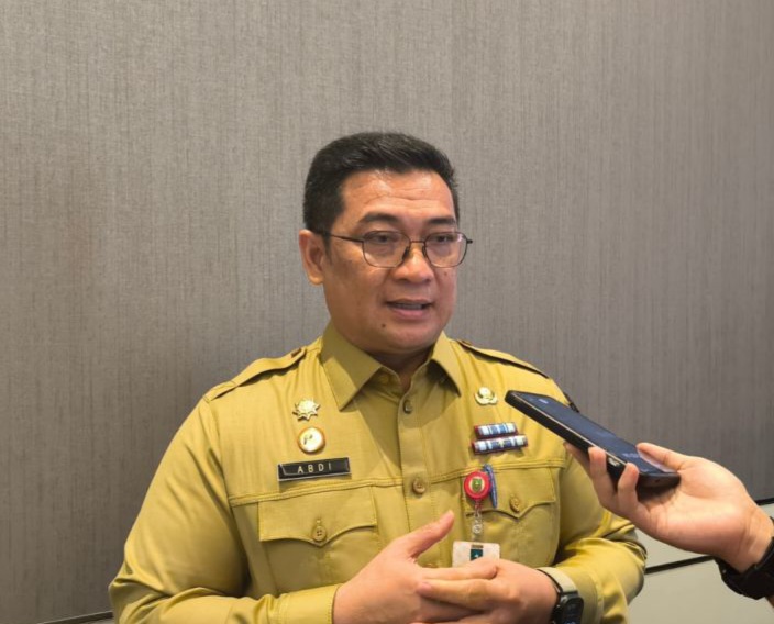 KPK Periksa Sekdaprov Riau Syahrial Abdi Terkait Dugaan Korupsi Abdul Wahid