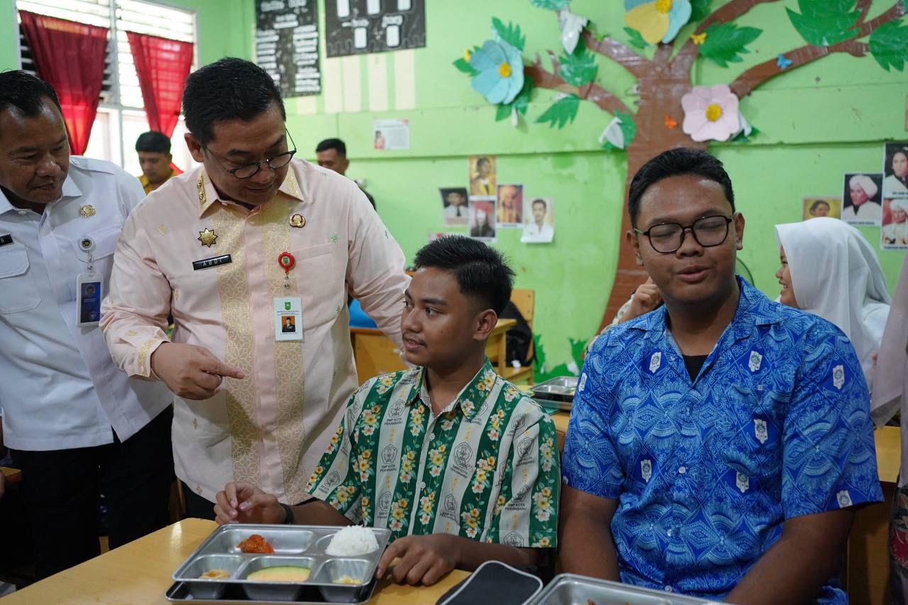 Pemprov Riau Pastikan Pelaksanan MBG Berjalan Lancar