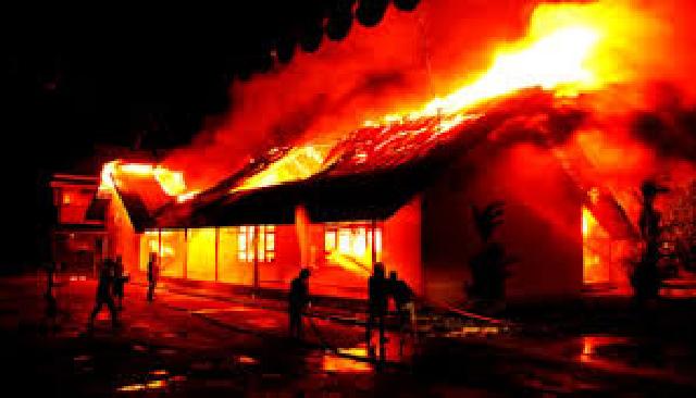 Terbakarnya Lima Unit Ruko di Rambah Masih dalam Penyelidikan Polisi