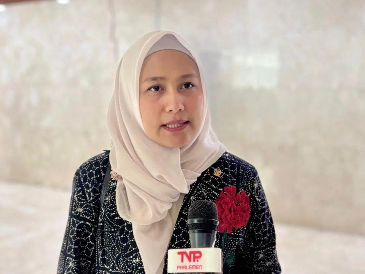 DPR RI Apresiasi Aksi Dika, Penari Coki Pacu Jalur yang Viral: Momentum Promosi Budaya Riau ke Dunia