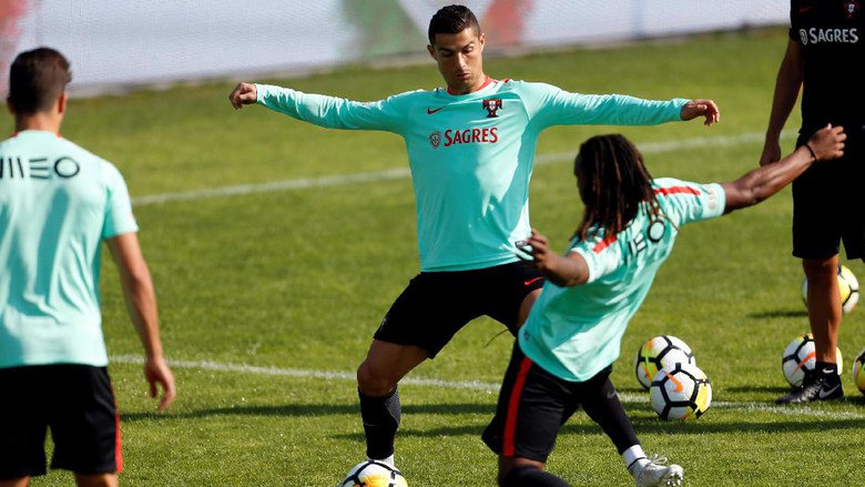 Ada Ronaldo, Portugal Pede Kalahkan Swiss