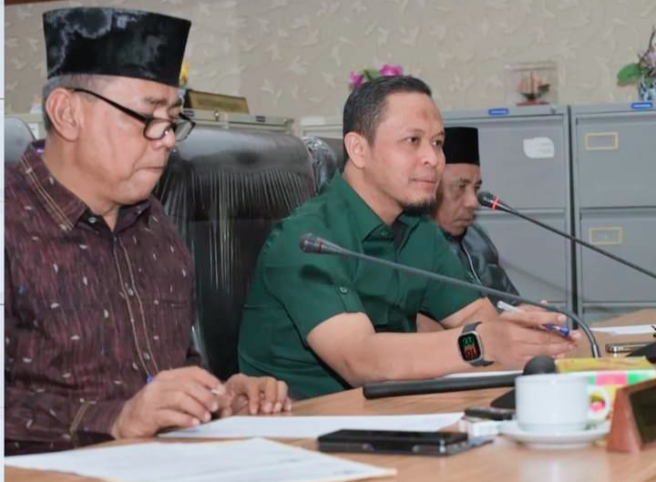 DPRD Riau Gelar RDP Evaluasi Pelayanan dan Fasilitas Pimpinan